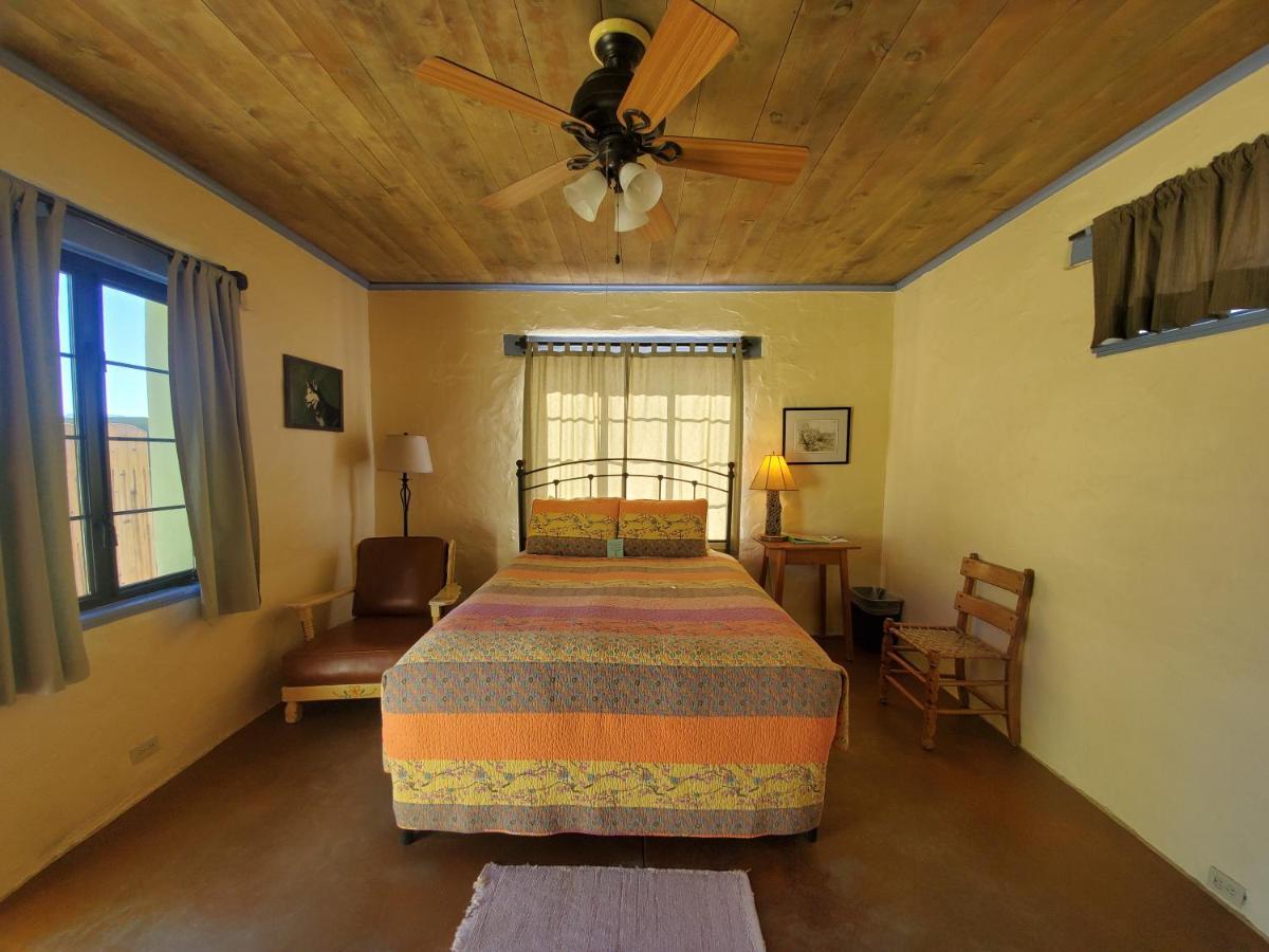29 Palms Inn Туэнтинайн-Палмс Экстерьер фото