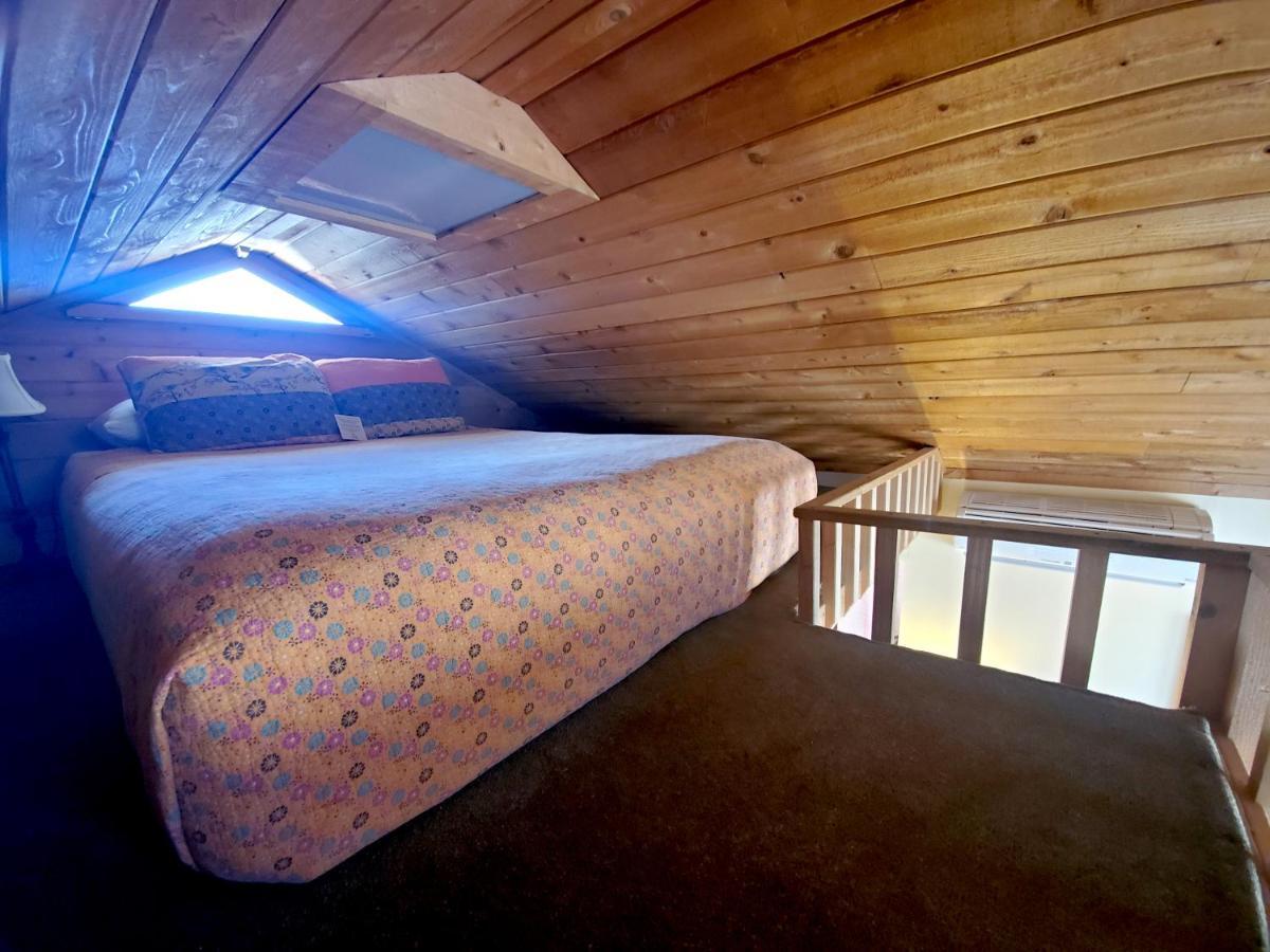 29 Palms Inn Туэнтинайн-Палмс Экстерьер фото